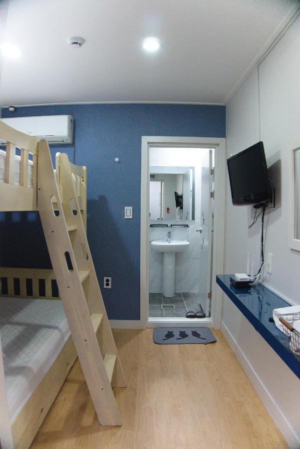 G-Star Guesthouse Сеул Экстерьер фото